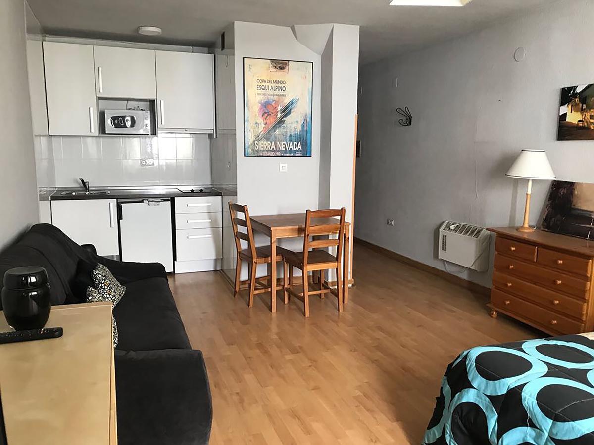 סיירה נבדה Apartamentos Mont Blanc Asn מראה חיצוני תמונה